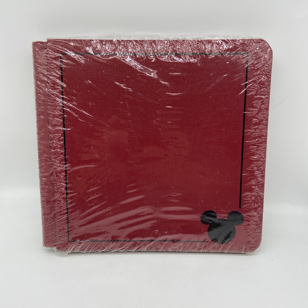 Creative Memories Disney Mickey Mouse 7 x 7" Red Scrapbook Album‎ w/12 Pages New - Picture 1 of 3